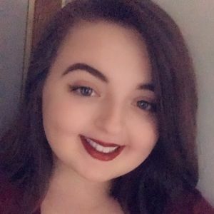 Meet your Posher, Macaila